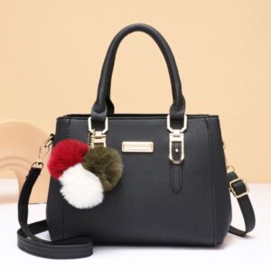 ヴィンテージレザーストラクチャーバッグ – 静寂を纏う黒