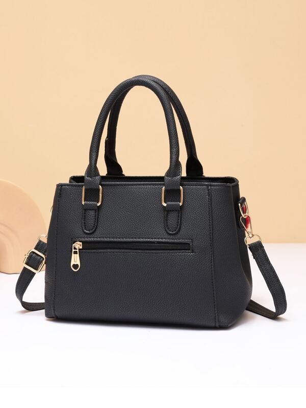 ヴィンテージレザーストラクチャーバッグ – 静寂を纏う黒 - 画像 (4)